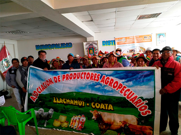 Las familias de pequeños agricultores mejoran la producción de leche y la seguridad alimentaria (continuación), L-PER-2019-5275, (2019 al 2022)